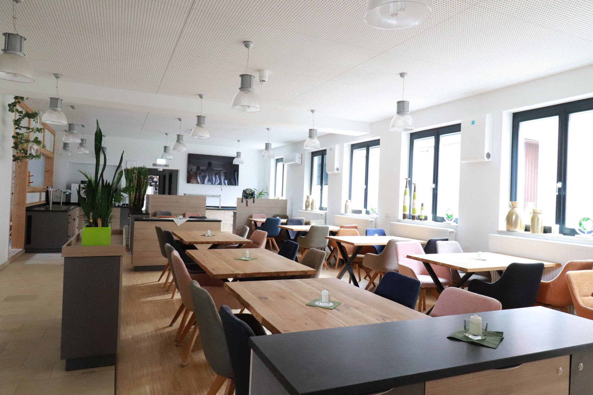 Frühstücksbuffet in der Erholungsanlage alla Papa – Bild 1